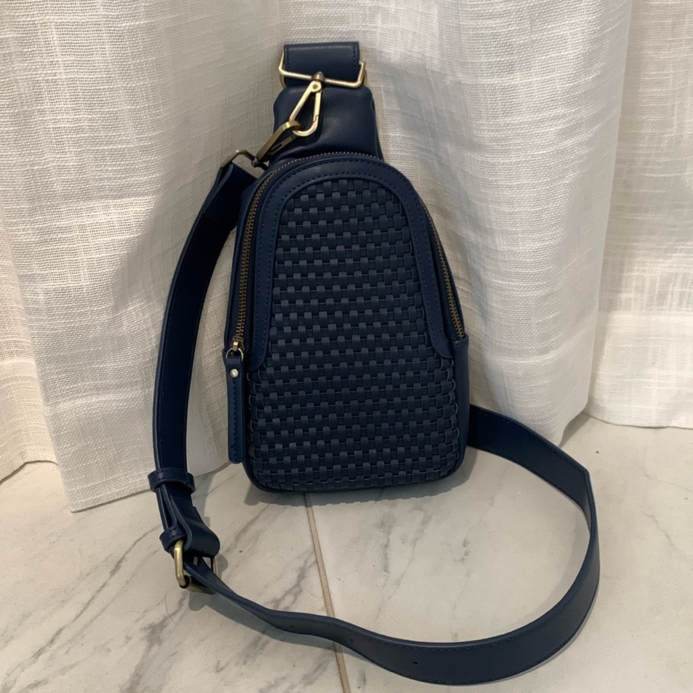 Anthropologie vegan Sling Bag - Picture 2 of 7